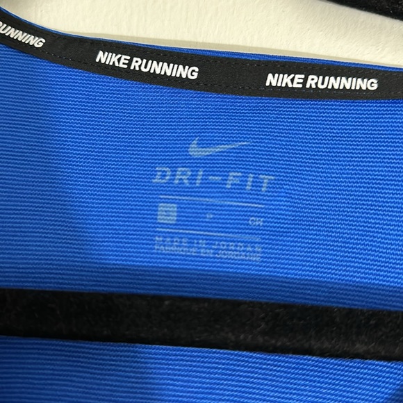 Nike dri-fit tank top - Picture 3 of 4
